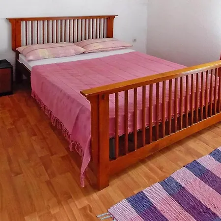 Apartment In At 500 M From The Restaurants Vir