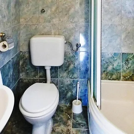In At 500 M From The Restaurants Apartment